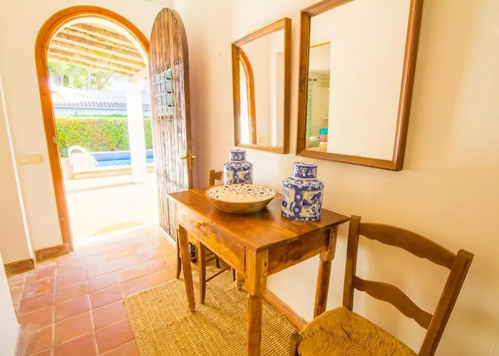 Beautiful Near The * Поланко