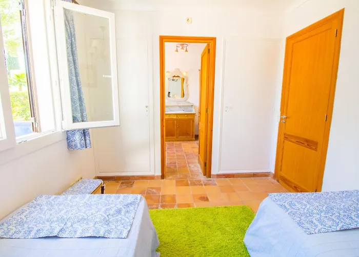 Beautiful Near The * Поланко