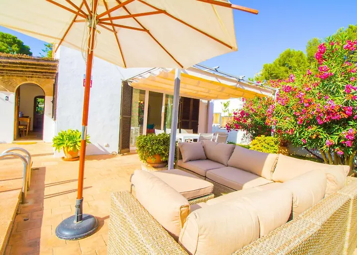 Beautiful Near The Lägenhet